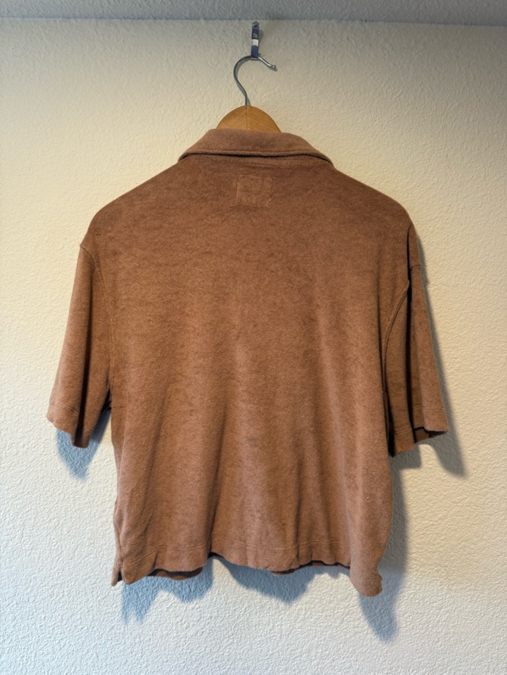 ABERCROMBIE & FITCH Soft A F Collection One Pocket Terrycloth Cropped Button Up - Picture 3 of 5